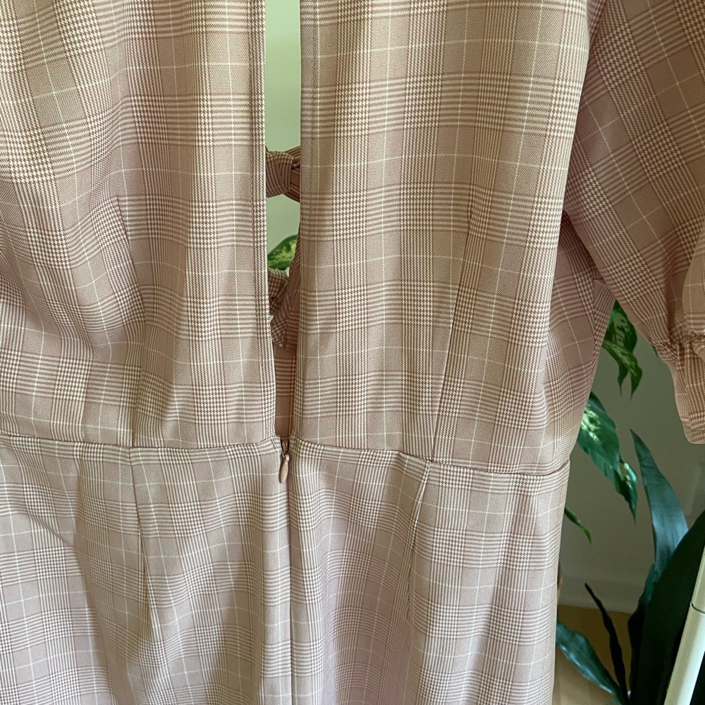 Dress - Picture 5 of 5
